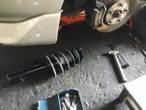 car-suspension-shock-absorber-and-coil-spring-repa-9K2QSQ8 (Custom)
